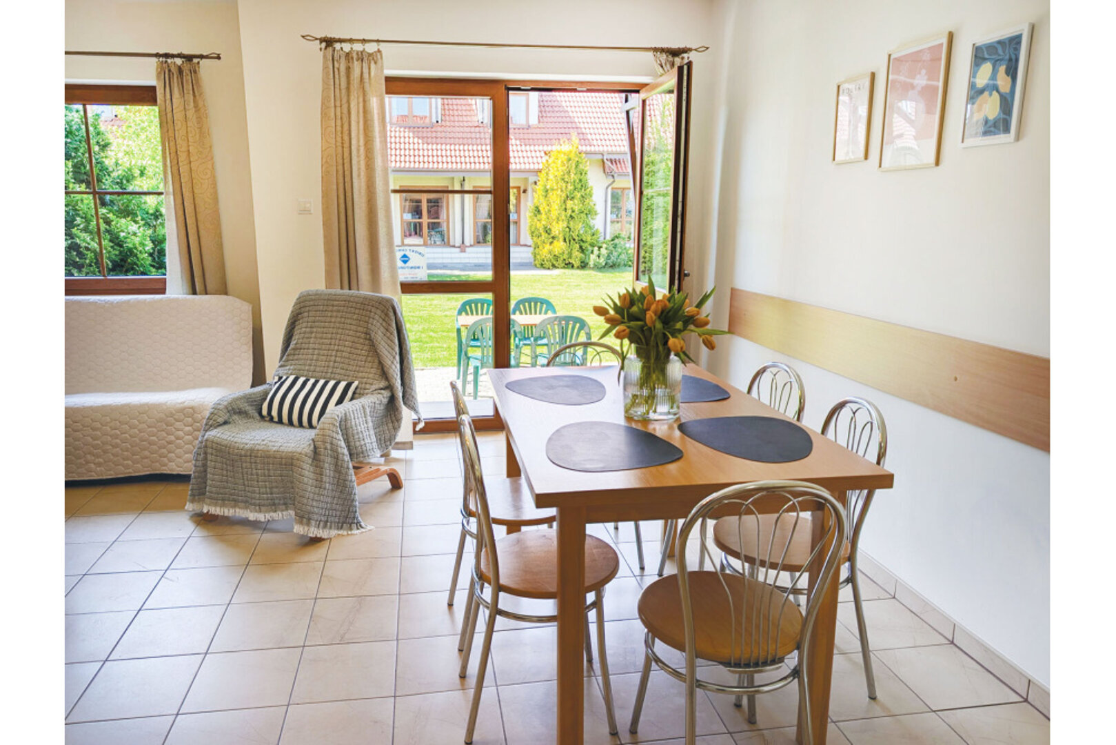 Dom Standard A, C, D